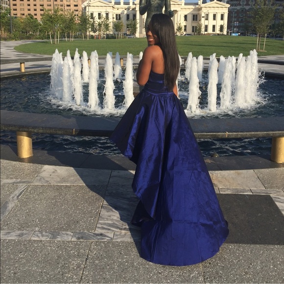 High low dress - Picture 2 of 2